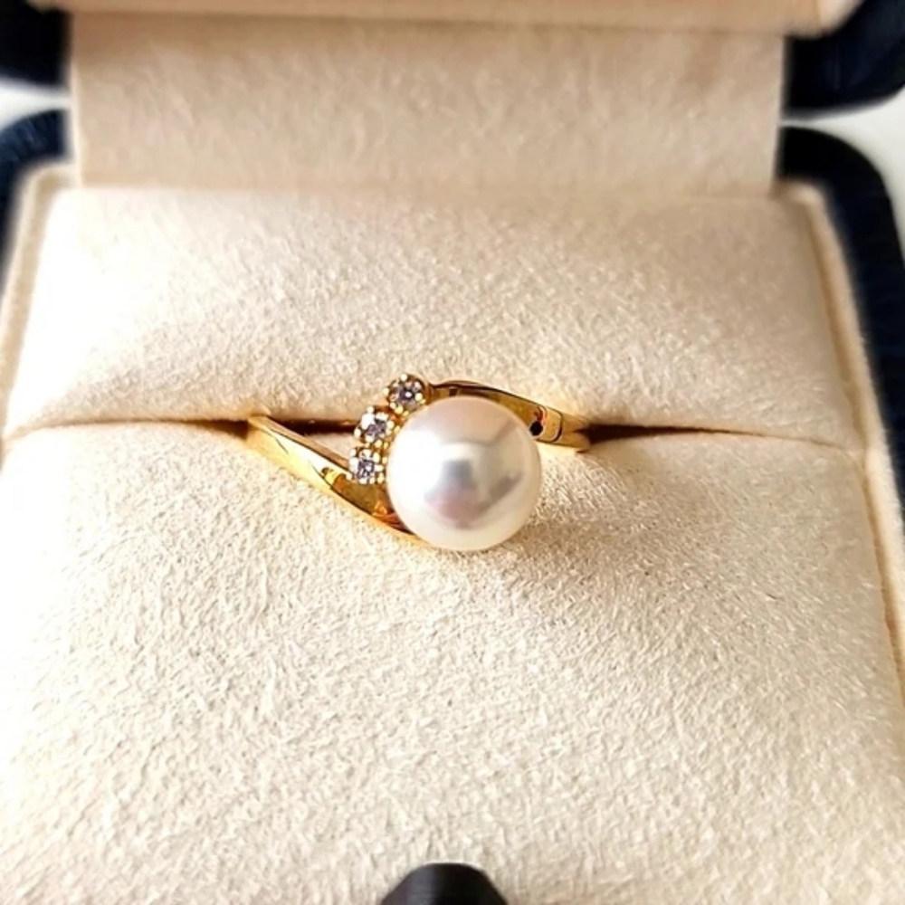 Mikimoto Akoya Cultured Pearl Diamond Ring (New)